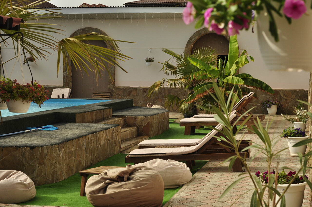 Гостиница Адмирал клуб Заозёрное-95