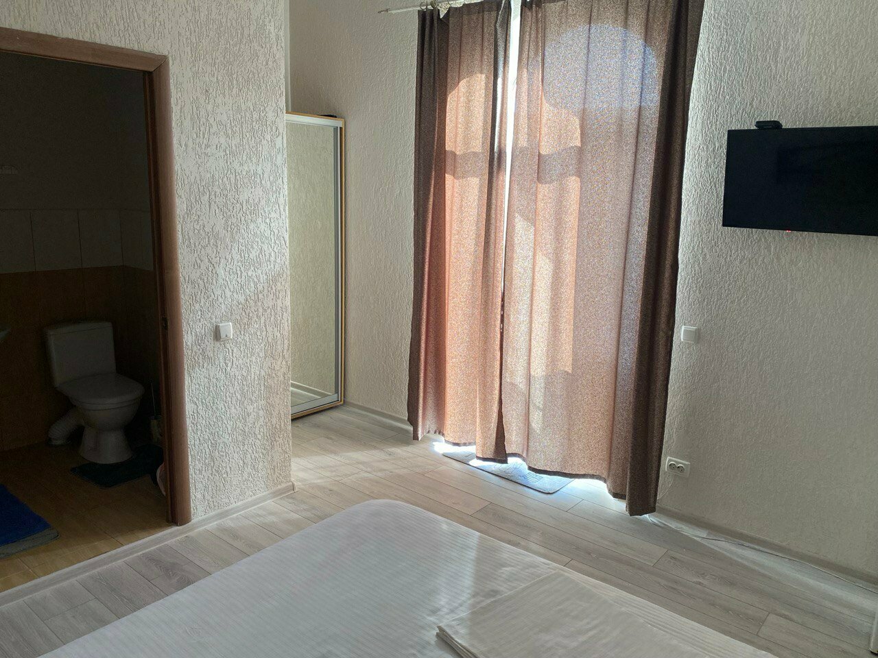 Гостиница Адмирал клуб Заозёрное-76