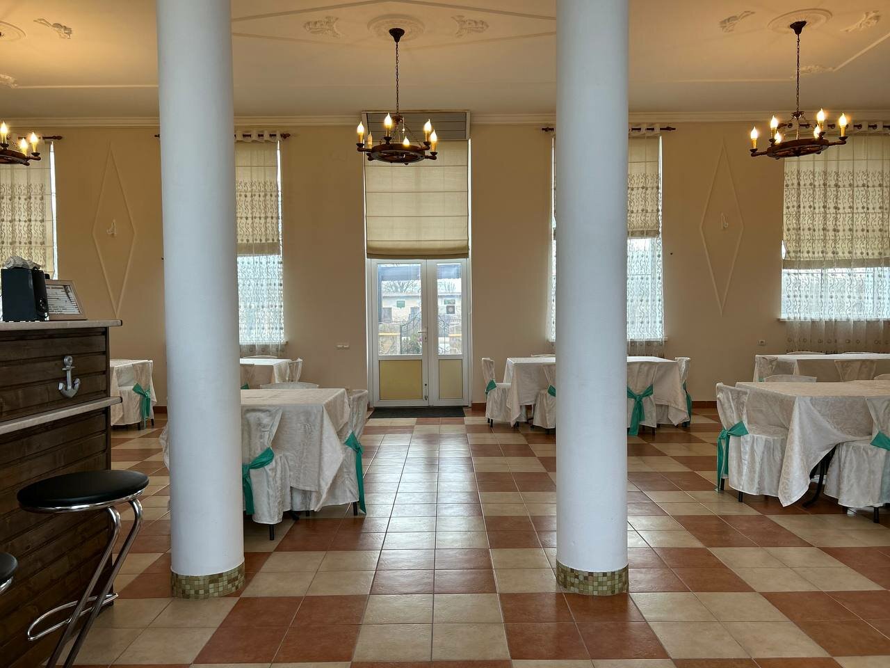 Гостиница Адмирал клуб Заозёрное-73