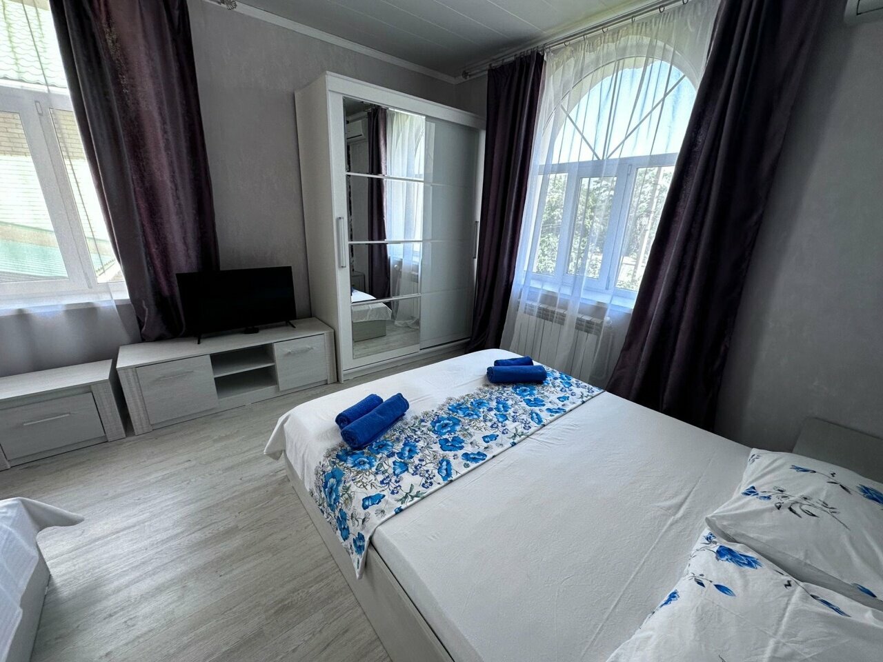 Гостиница Адмирал клуб Заозёрное-77