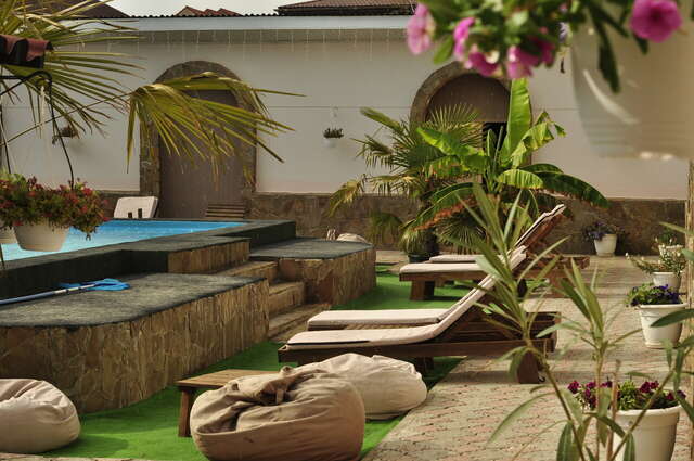 Гостиница Адмирал клуб Заозёрное-94