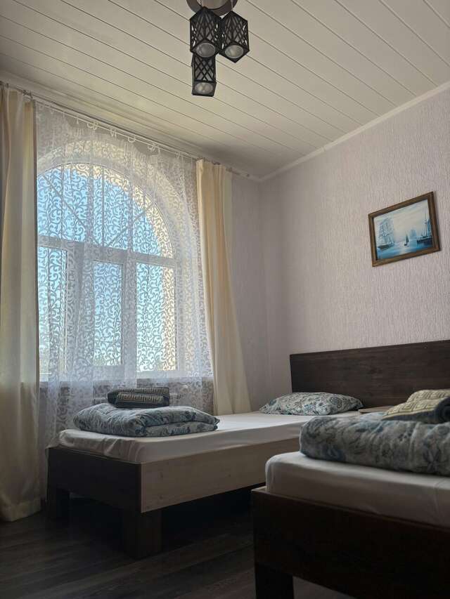 Гостиница Адмирал клуб Заозёрное-86